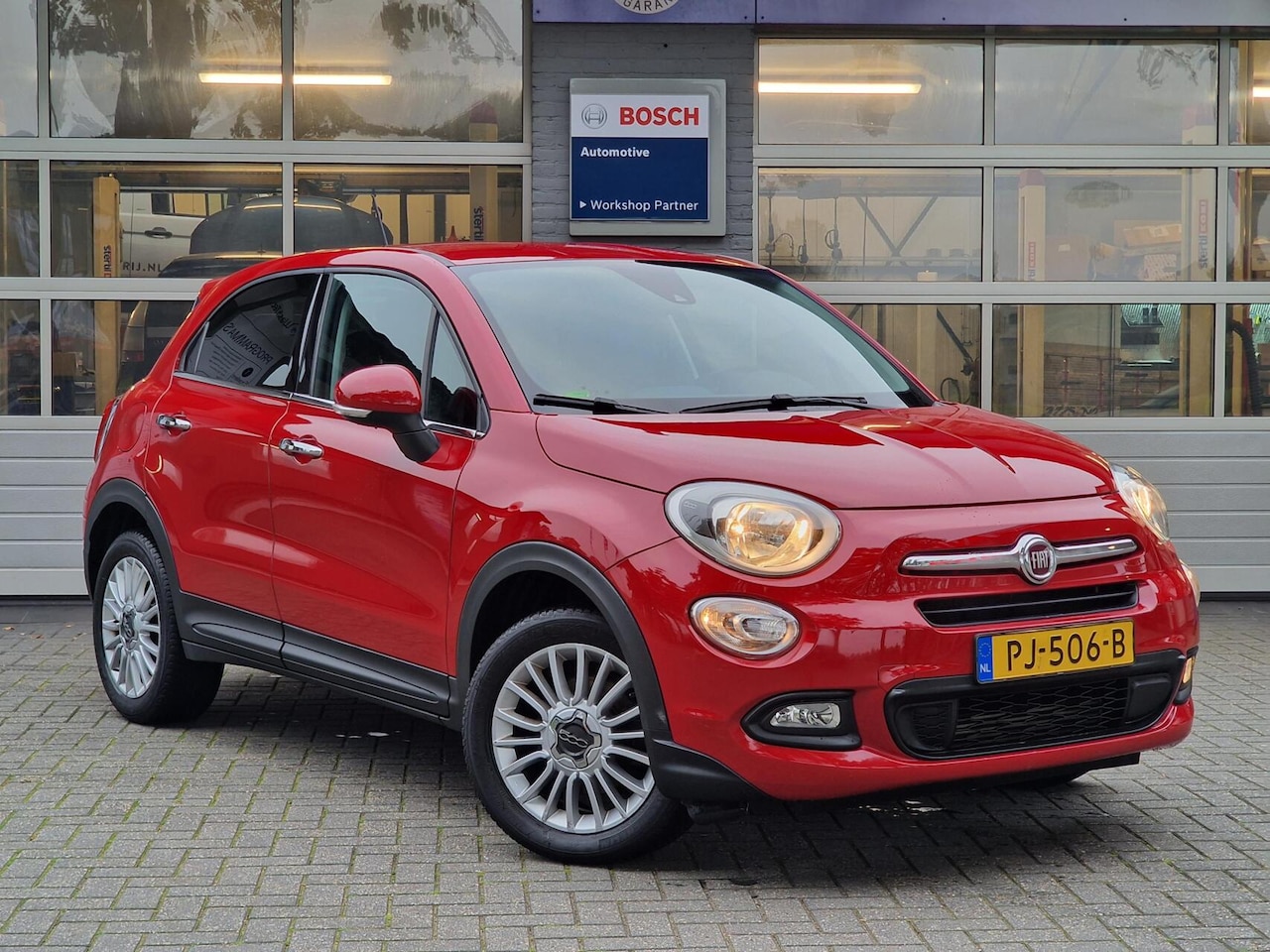 Fiat 500 X - 1.4 Turbo MultiAir Lounge|Automaat|Clima|Navi|Camera|Leder| - AutoWereld.nl