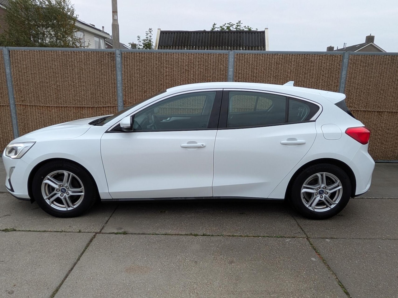 Ford Focus - 1.0 EcoBoost Trend Edition 1.0 EcoBoost Trend Edition - AutoWereld.nl