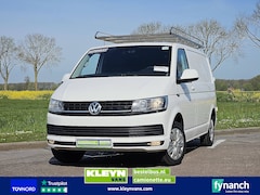 Volkswagen Transporter - 2.0 TDI L1H1 150Pk Automaat