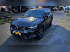 Volvo XC40 - 1.5 T4 Recharge Inscription Parkeercamera, Panoramadak, Lederen stoelen, stoelverwarming, stuurverwarming, Apple Carpl