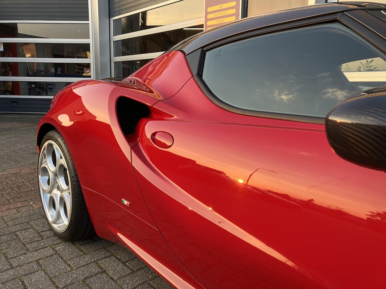 Alfa Romeo 4C - 1750TBI TCT | CPZ Editie nr. 4 / 20 | Carbon dak | Zeer exclusief voor de echte liefhebber