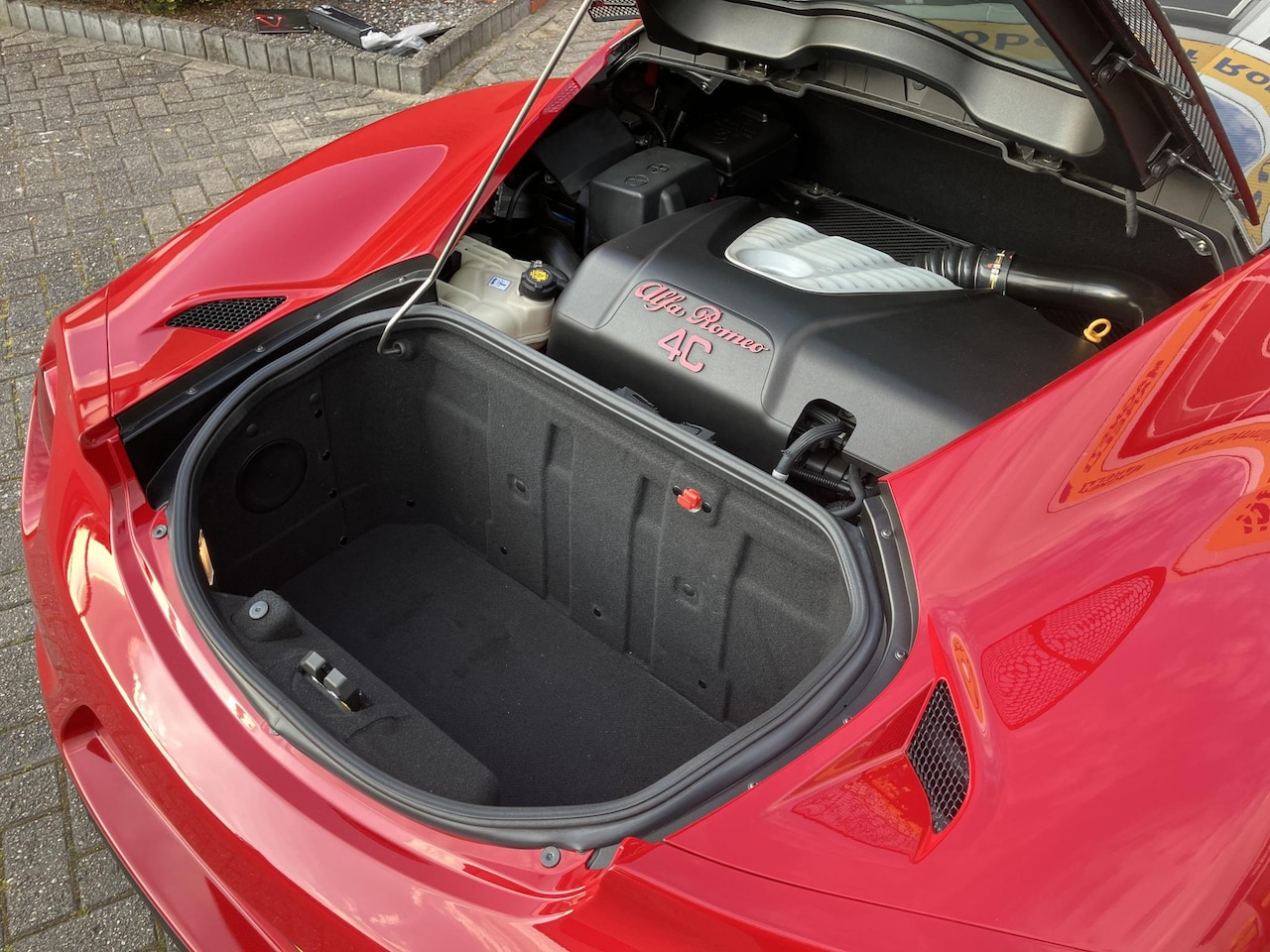 Alfa Romeo 4C - 1750TBI TCT | CPZ Editie nr. 4 / 20 | Carbon dak | Zeer exclusief voor de echte liefhebber