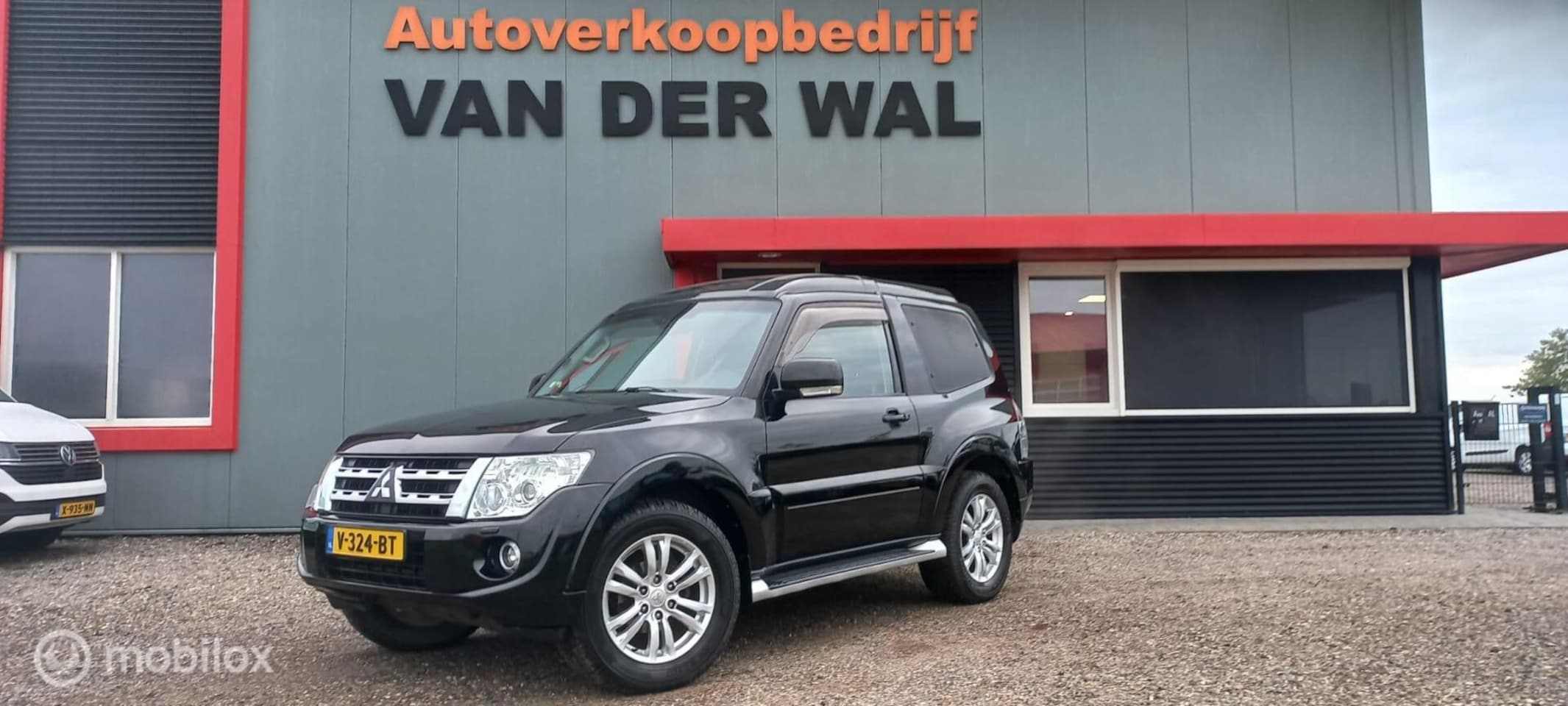 Mitsubishi Pajero - 3.2 DI-D Instyle High Roof VAN/GRIJSKENTEKEN - AutoWereld.nl