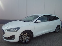 Ford Focus Wagon - 1.0 EcoBoost Hybrid 125pk Titanium