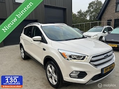 Ford Kuga - 1.5 150 PK Titanium