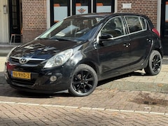 Hyundai i20 - 1.2i i-Motion AIRCO | LAGE KM