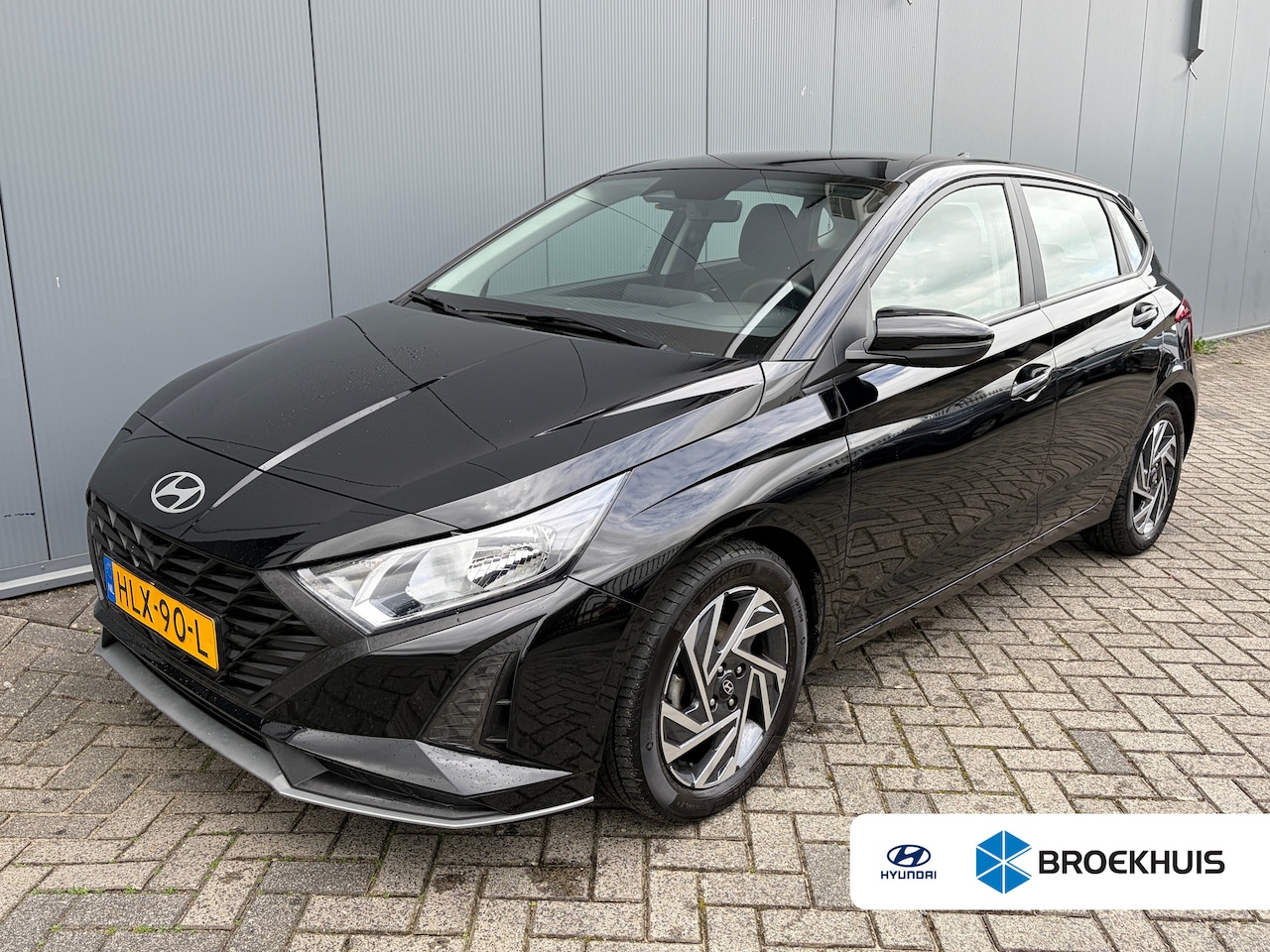 Hyundai i20 - 1.2 MPI 85pk Comfort | Carplay | Camera | Navigatie |16-inch Velgen | Cruise control | DAB - AutoWereld.nl