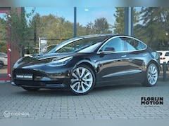 Tesla Model 3 - Long Range AWD 75 kWh | 92% SOH | Stoelverwarming voor en achter | Pano | ACC | 19 Inch ve