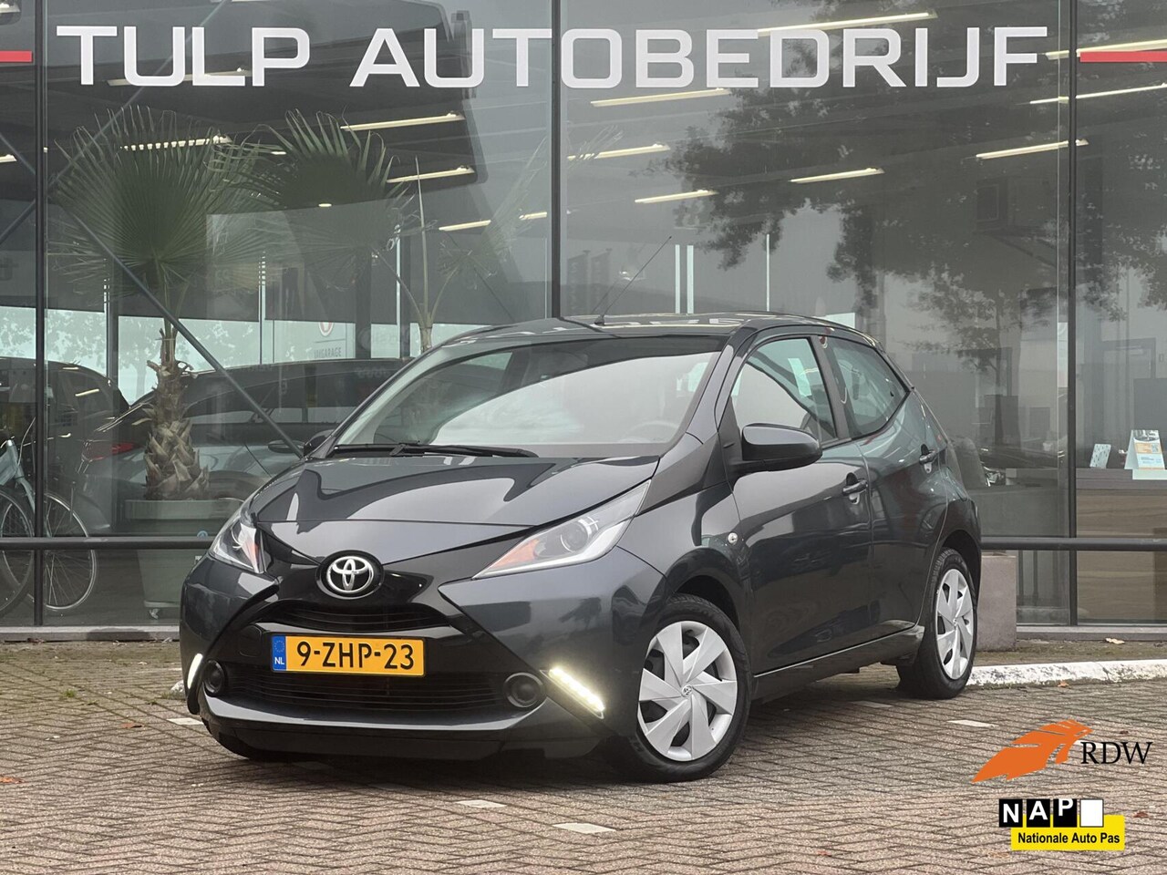 Toyota Aygo - 1.0 VVT-i x-play Airco Camera Mooie staat! NAP - AutoWereld.nl