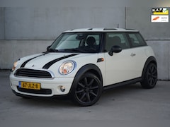 MINI 3-Deurs - 1.4 One Wit, 6-bak, 17 inch, NAP