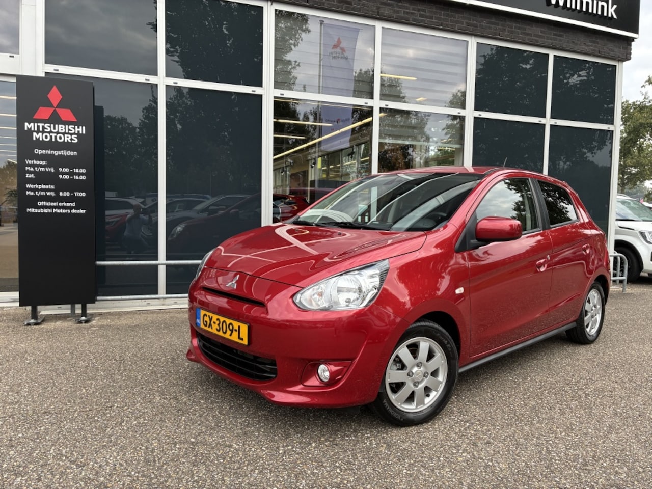 Mitsubishi Space Star - 1.0 Bright | Trekhaak - AutoWereld.nl