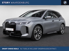 BMW iX - xDrive60 M Sport / Panoramadak Sky Lounge / Trekhaak / Bowers & Wilkins / M Multifunctione