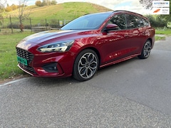 Ford Focus Wagon - 1.5 EcoBoost ST Line Business