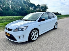 Ford Focus - 2.5 ST