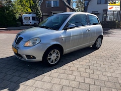 Lancia Y(psilon) - Ypsilon 1.4 Oro Airco LM APK Rijd goed inruilkoopje