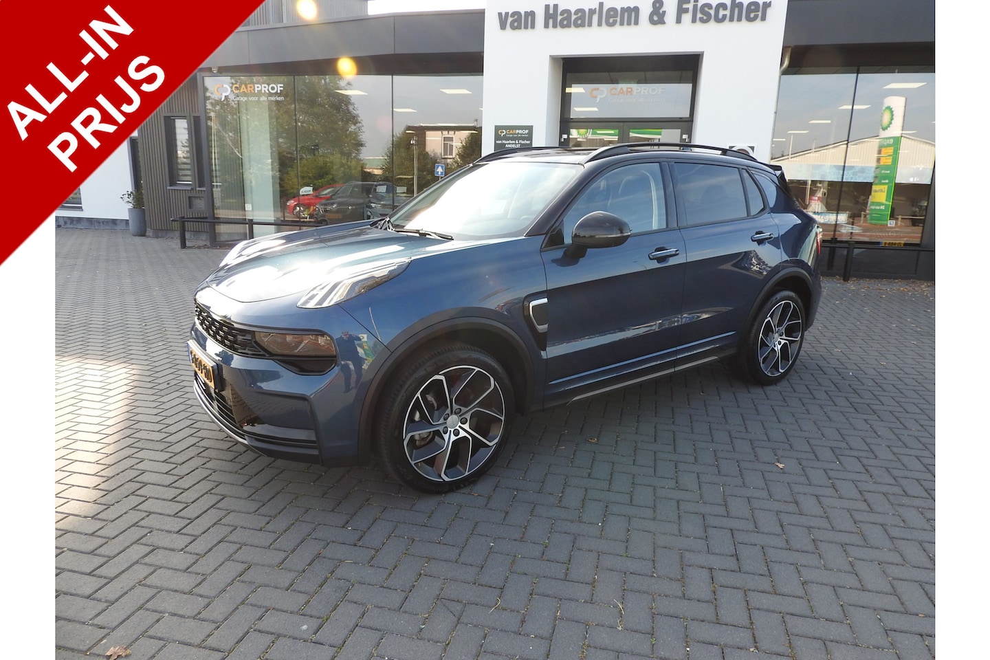 Lynk & Co 01 - 1.5 PHEV BlackStyle, Panoramadak, 360 Camera, Stoelverw. - AutoWereld.nl