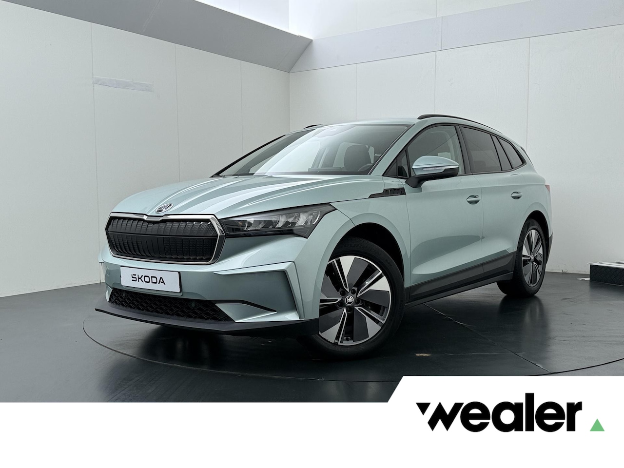 Skoda Enyaq iV - 60 | 180 PK | SoH 90% | Cruise Control | Climate control | Keyless Entry | LED verlichting - AutoWereld.nl