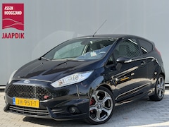 Ford Fiesta - BWJ 2016 | 1.6T 183PK ST2 | NL AUTO | CLIMA | NAVI | CAMERA | LEDER/STOF | RECARO | DONKER
