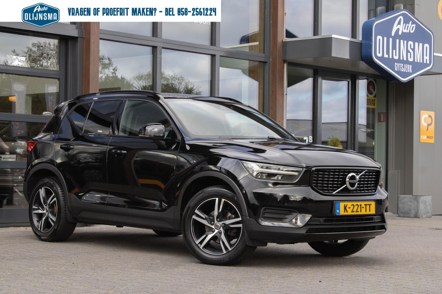 Volvo XC40 - 1.5 T3 R-Design|Stoelverwarming|Camera|Trekhaak| - AutoWereld.nl