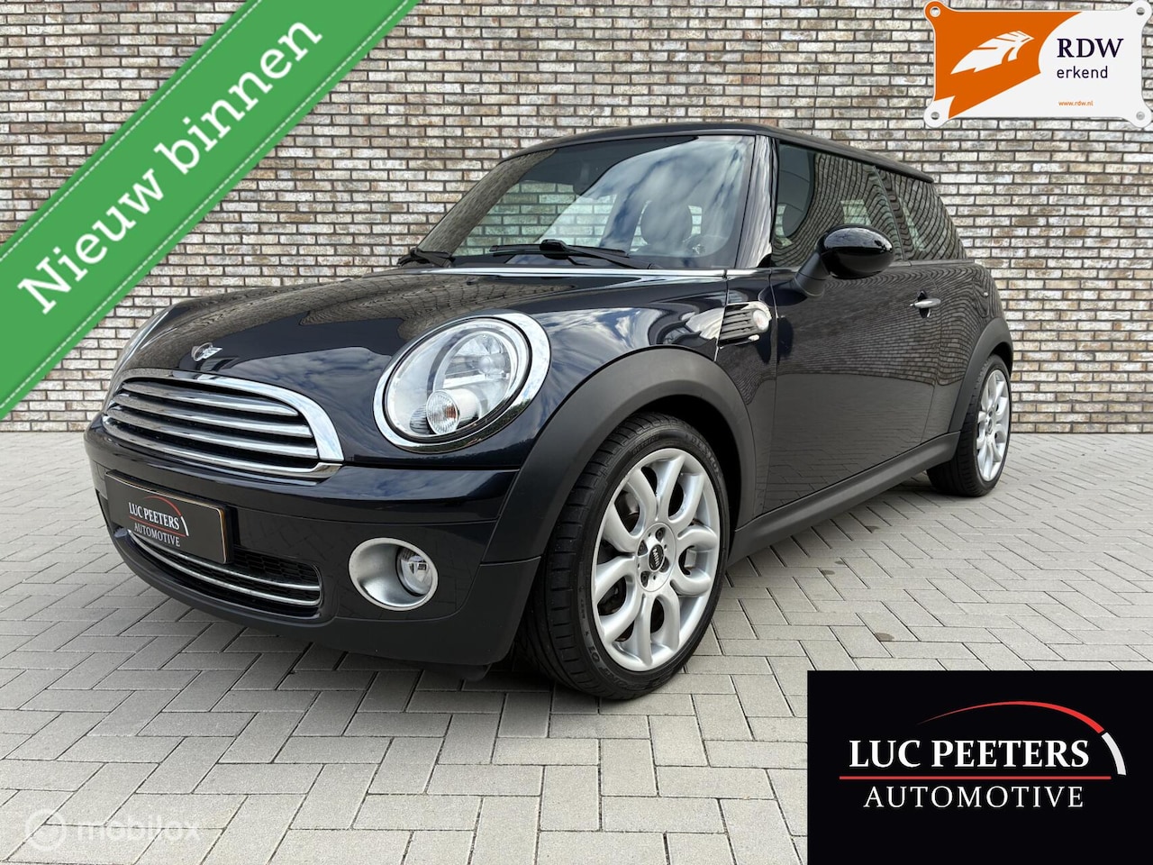 MINI 3-Deurs - 1.4 One/1EIG/AIRCO/UNIEK/29571KM!/APK-3-9-2027! - AutoWereld.nl