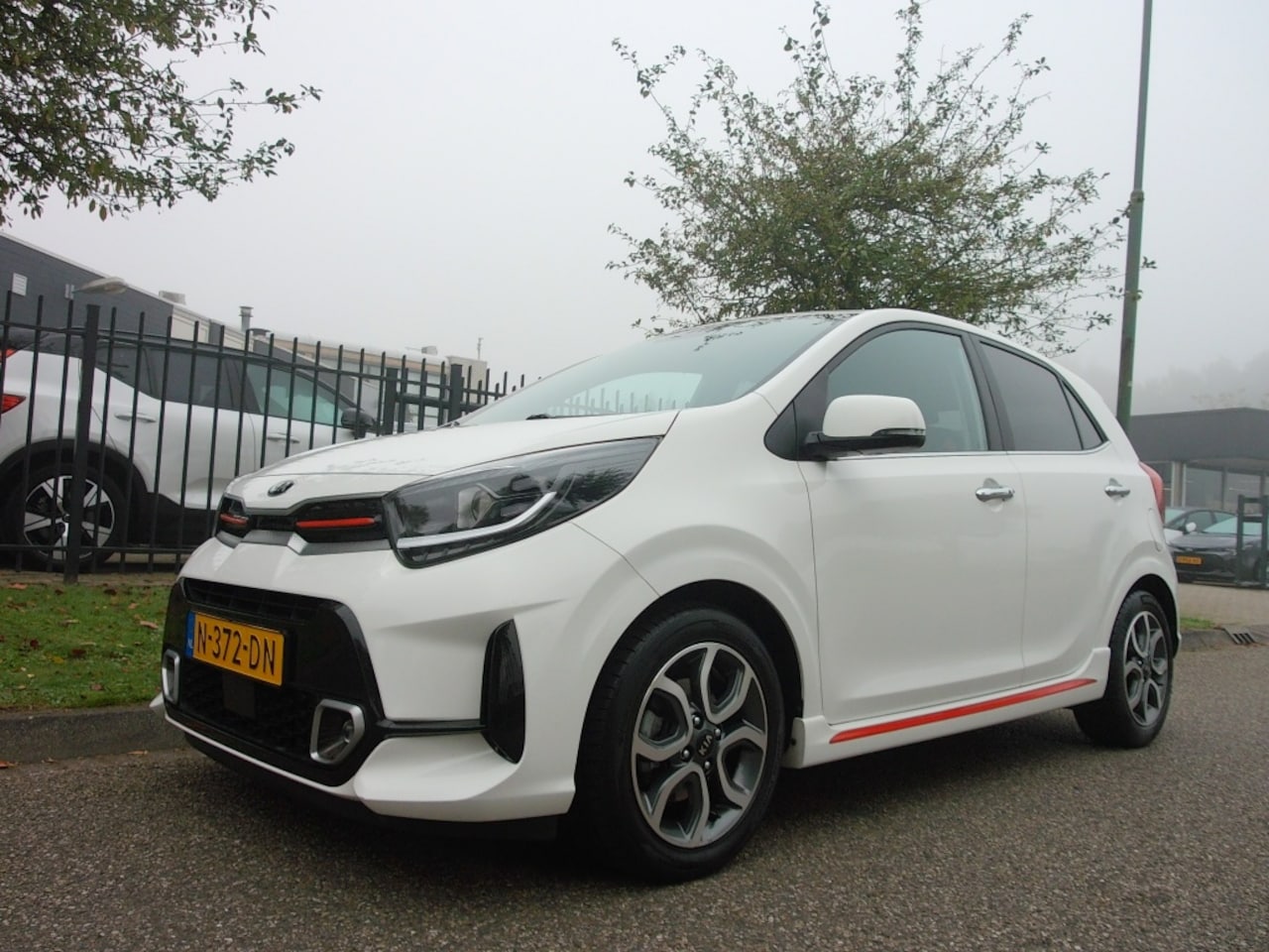 Kia Picanto - 1.0 DPi 67pk 4-zits GT Line Clima Multimedia Leder Stoer! - AutoWereld.nl