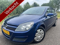 Opel Astra - 1.4 Enjoy