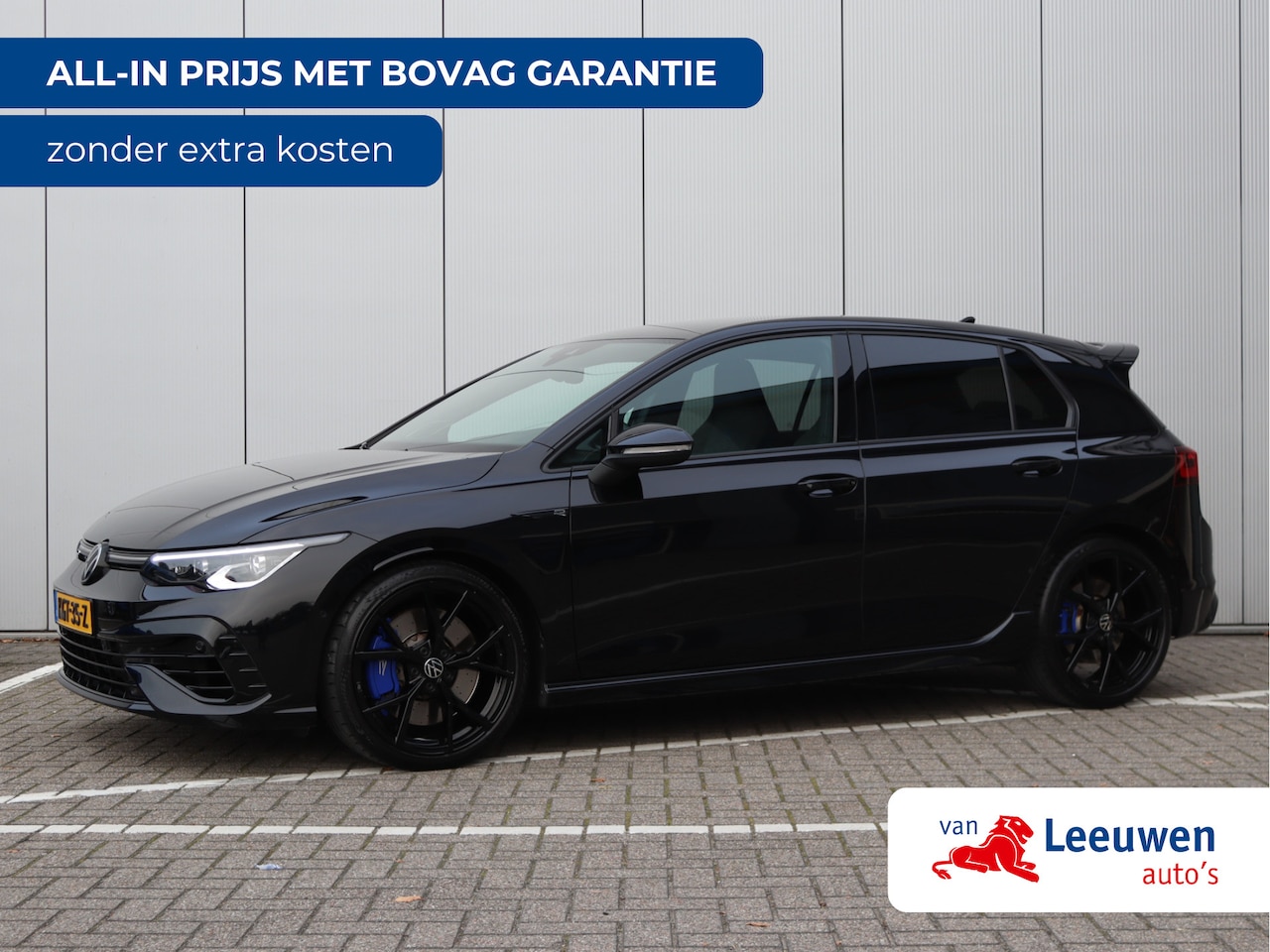 Volkswagen Golf - R 4Motion | 19" | H&K | Akrapovic | IQ Light | Camera | Keyless - AutoWereld.nl
