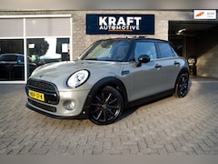 MINI 5-Deurs - 1.5 Cooper Chili Serious Business | PANO | Black Edition | Camera + PDC | LED Ring | Union