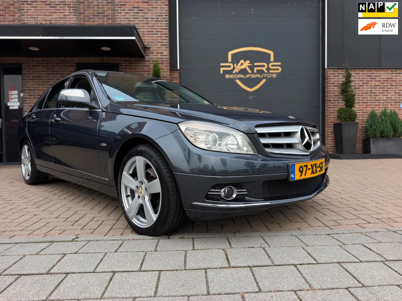 Mercedes-Benz C-klasse - 280 Avantgarde V6 Benzine 231PK Automaat Airco Navi Elk.Ramen Trekhaak. - AutoWereld.nl