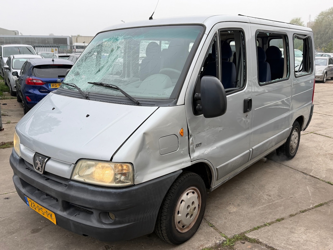 Peugeot Boxer - 290C 2.2 HDI 290C 2.2 HDI - AutoWereld.nl