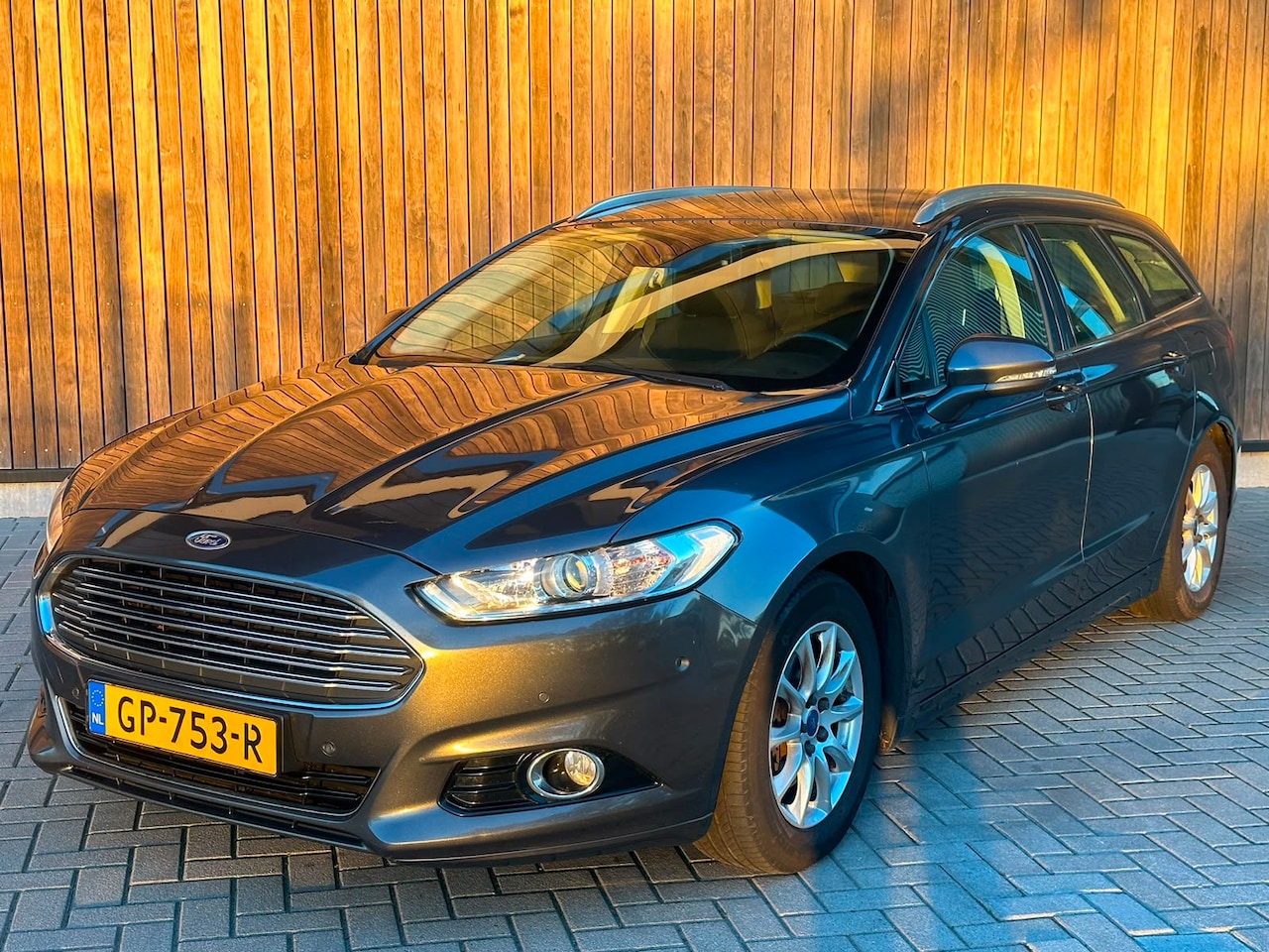 Ford Mondeo Wagon - 2.0 TDCi Titanium | NAVI | LED | - AutoWereld.nl