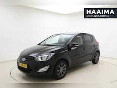 Hyundai i20 - 1.2i i-Vision | Parkeersensoren | Cruise control | Stuurbediening | Airco | CD/USB Plug-in