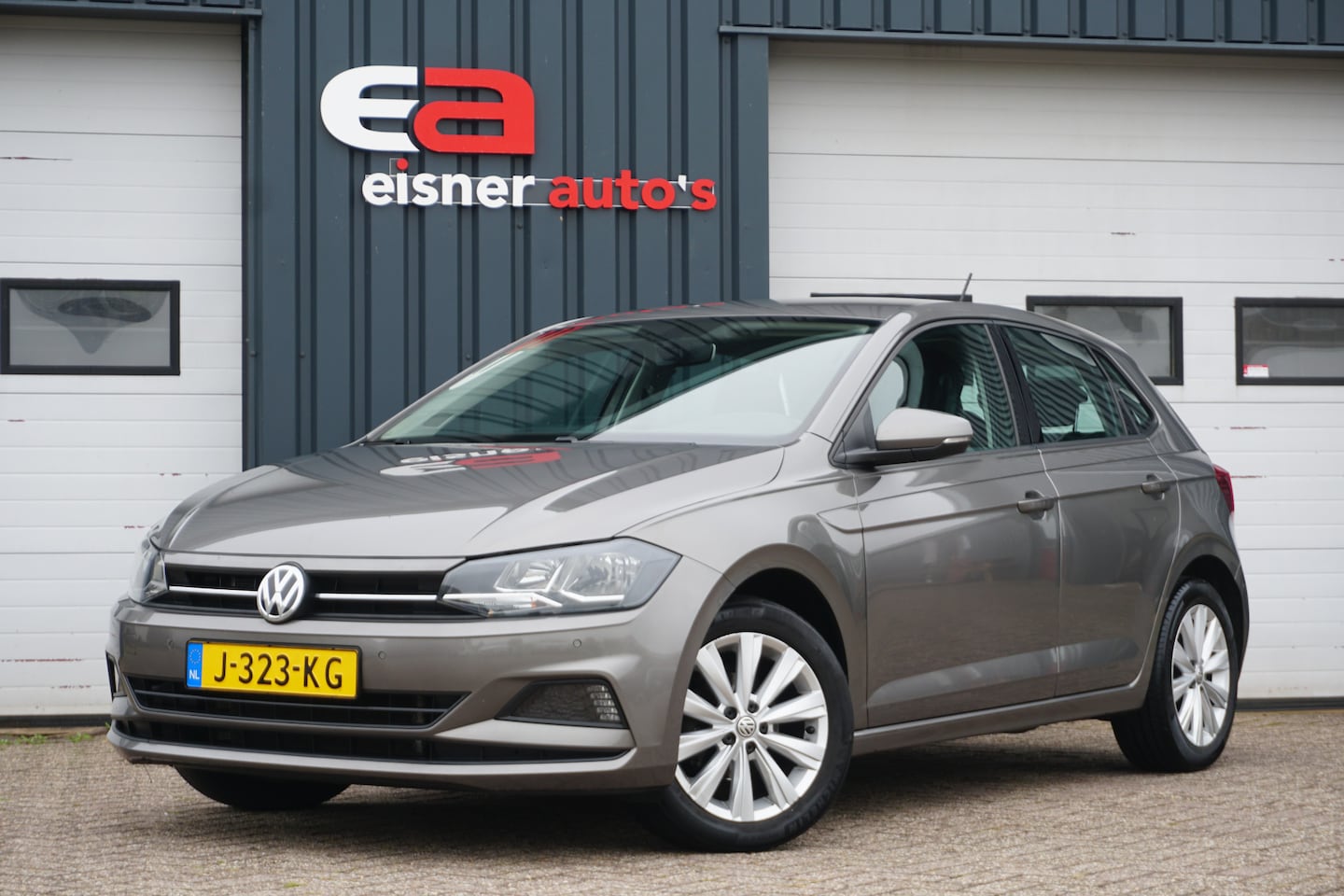 Volkswagen Polo - 1.0 TSI Highline DSG | STOELVERW. | PDC V+A | CLIMA | CARPLAY | - AutoWereld.nl