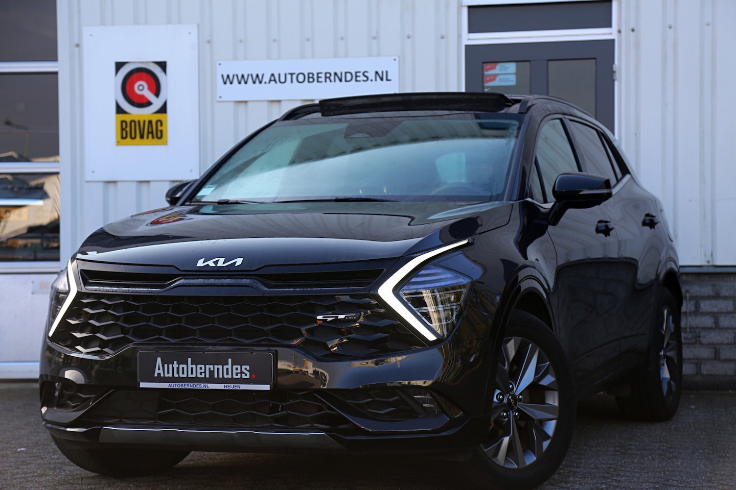 Kia Sportage - 1.6 T-GDi Hybrid GT-Line*Perfect Kia Onderh.*Fabrieksgar.t/m02-2031!*Pano/Leder/Stoelverw. - AutoWereld.nl