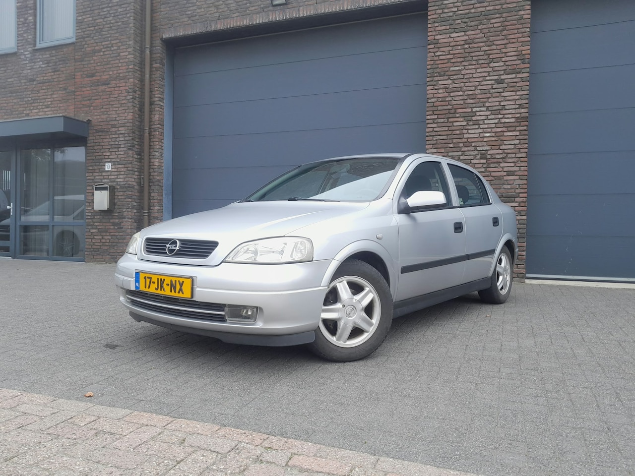 Opel Astra - 1.6 Edition Automaat 5 Deurs Airco APK Nieuw - AutoWereld.nl