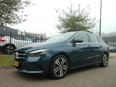 Mercedes-Benz B-klasse - B180 136PK 7G-DCT Business Solution Luxury P Dak Clima Navi