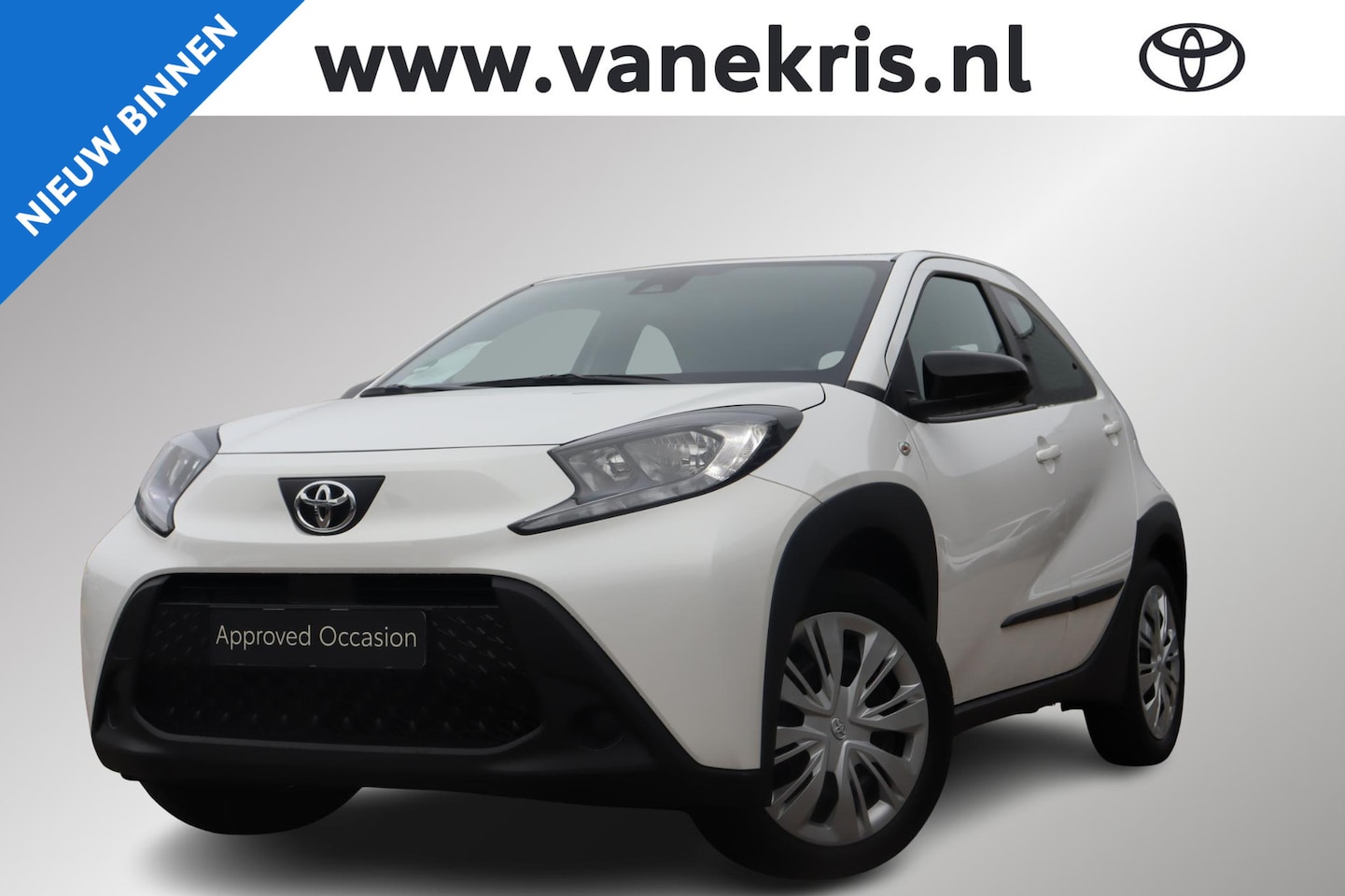 Toyota Aygo X - 1.0 VVT-i MT Play Apple Carplay Android Auto, Camera, Airco - AutoWereld.nl