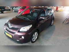 Toyota Urban Cruiser - 1.3 VVT-I Dynamic