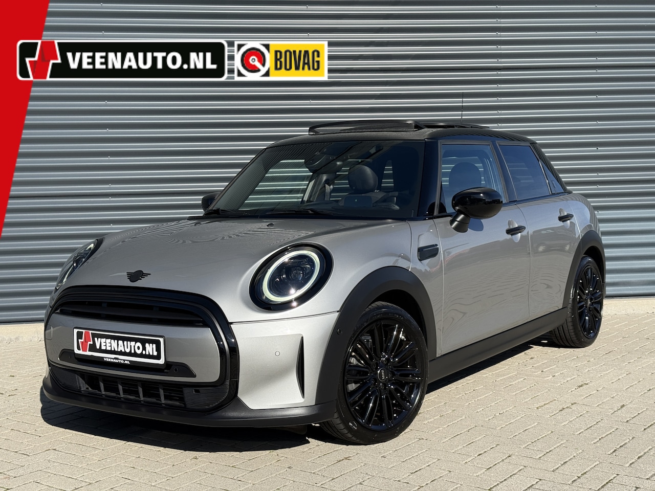 MINI 5-Deurs - 1.5 Cooper Yours Pano/Leder/Camera - AutoWereld.nl