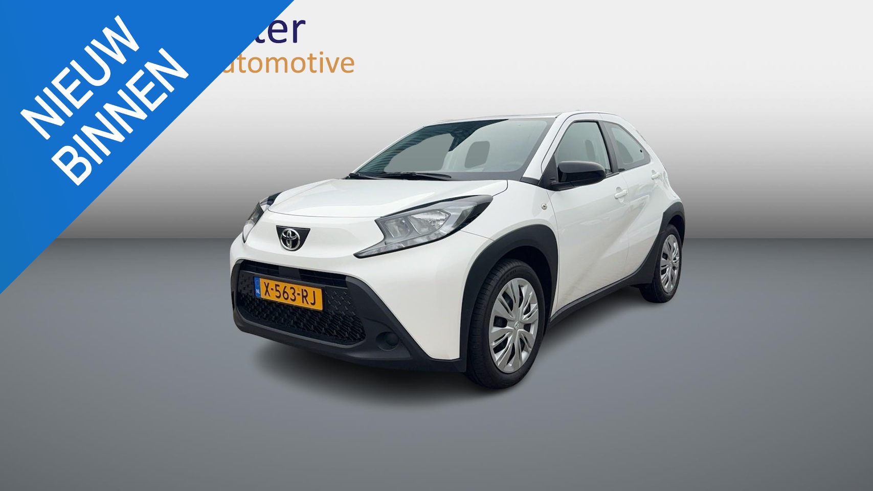 Toyota Aygo X - 1.0 VVT-i MT Play Carplay/Btw/Volledig Dealeronderhouden. - AutoWereld.nl