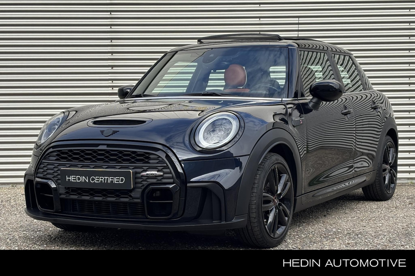 MINI 5-Deurs - 2.0 Cooper S John Cooper Works / Nederlandse Auto / Eerste Eigenaar / Electrisch Schuifdak - AutoWereld.nl