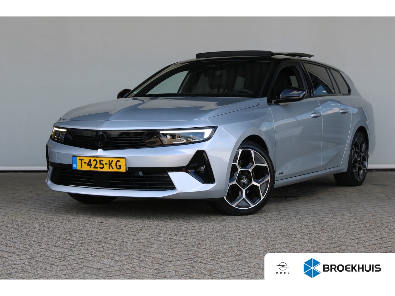 Opel Astra Sports Tourer - 1.2 Ultimate | Afneembare trekhaak | Schuif-kanteldak | Alcantara bekleding | 360 Camera | - AutoWereld.nl