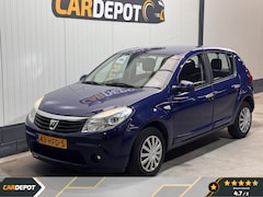 Dacia Sandero - 1.4 Lauréate Trekhaak Airco