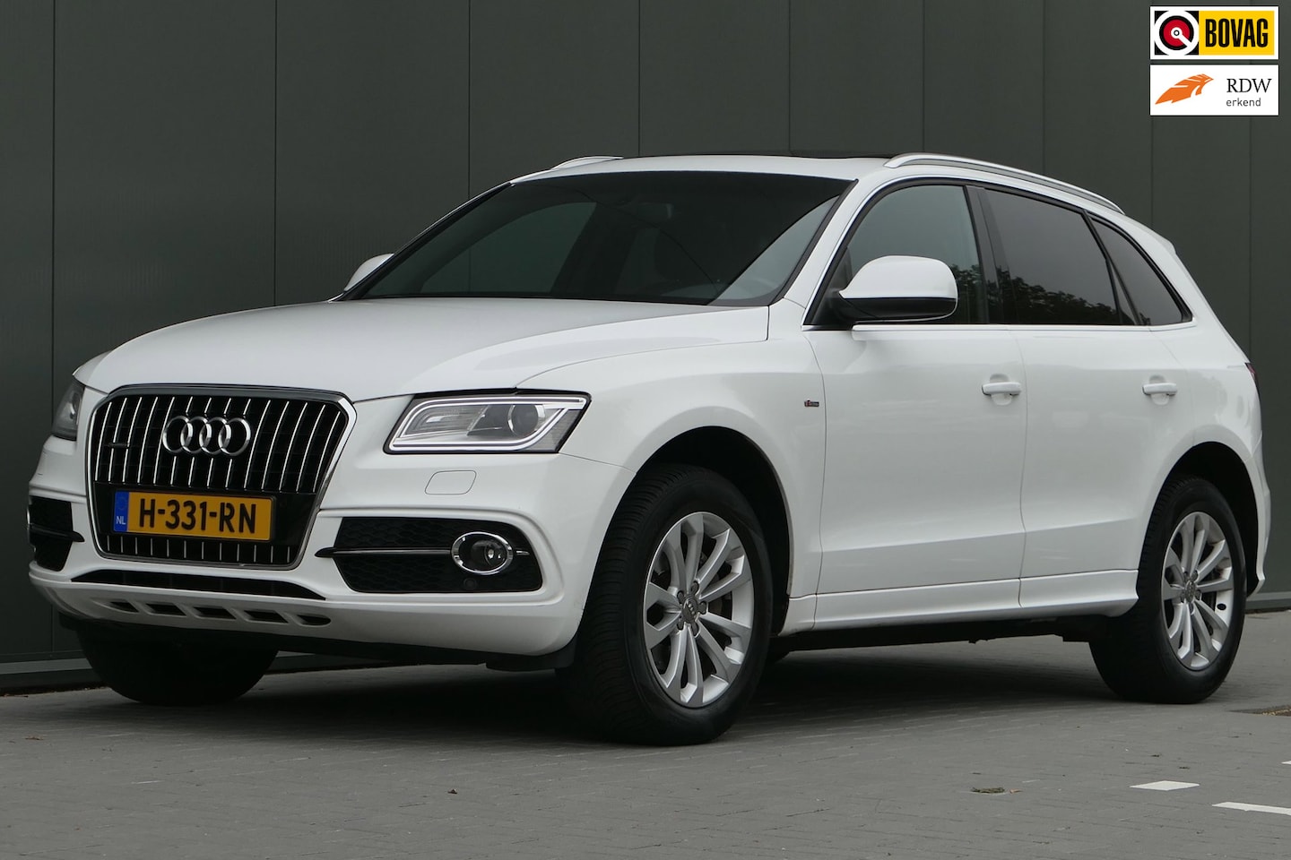 Audi Q5 - 2.0 TFSI quattro S-Line Facelift Panorama Trekhaak Sportstoelen - AutoWereld.nl