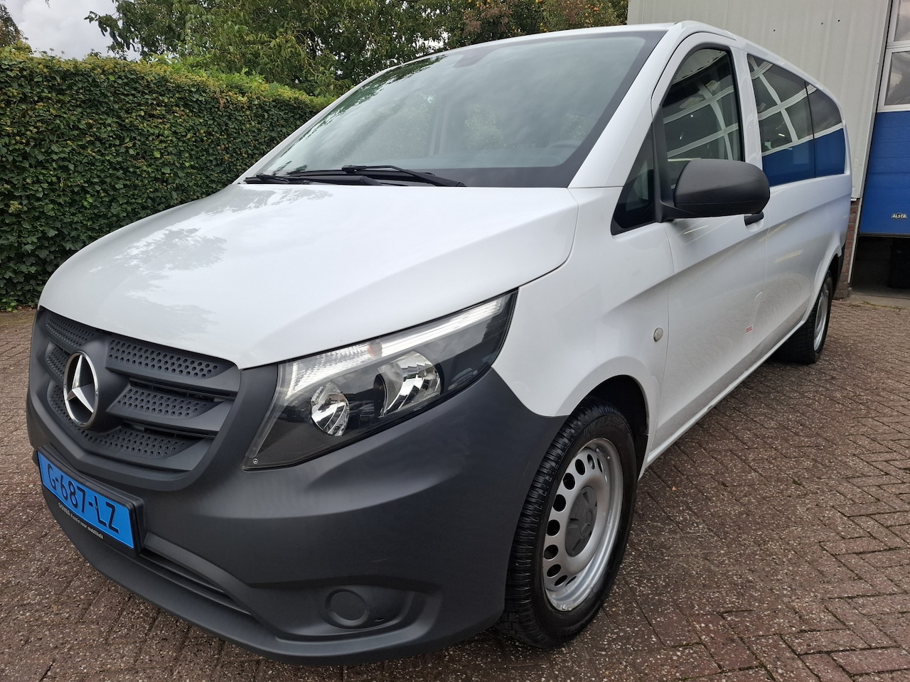 Mercedes-Benz Vito Tourer - 114 BlueTEC Pro Extra Lang 23595.- INCL BTW 9-PERSOONS 135PK - AutoWereld.nl