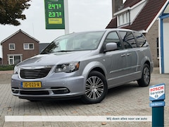 Chrysler Grand Voyager - 3.6 V6 Stow&Go / 7-Persoons / Navi / Camera / TV / Elektrische deuren