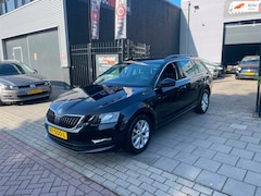 Skoda Octavia Combi - 1.0 TSI Greentech Ambition Business 1e Eigenaar NAP APK