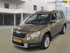 Skoda Yeti - 1.2 TSI Tour|AUT|NAVI|TREKHAAK|CRUISE|PSENSOR|