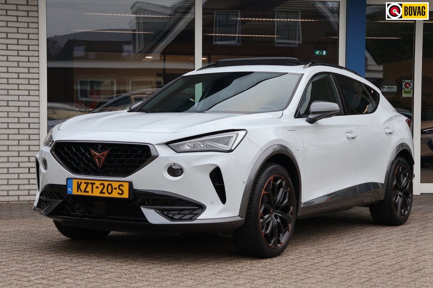 CUPRA Formentor - 1.4 TSI e-Hybrid Essential SOH 97% Sportstoelen Carplay Stoel/stuurverwarming - AutoWereld.nl