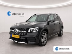 Mercedes-Benz GLB - 200 163PK AMG-LINE AUTOMAAT / NAVI / LEDER / CLIMA / FULL-LED / PDC / 19" LMV / PANO. DAK